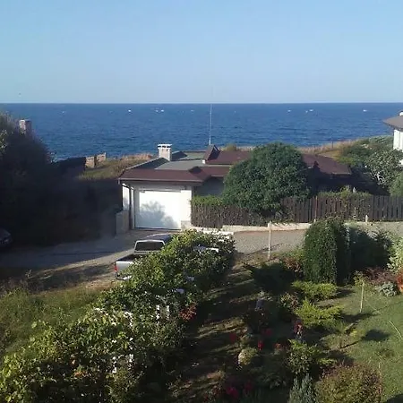 синя луна 4*