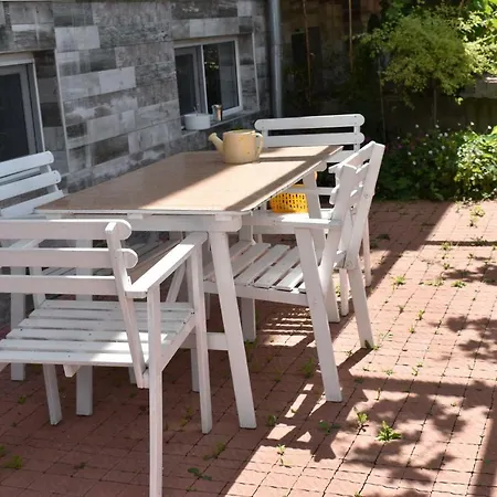 синя луна Lozenets